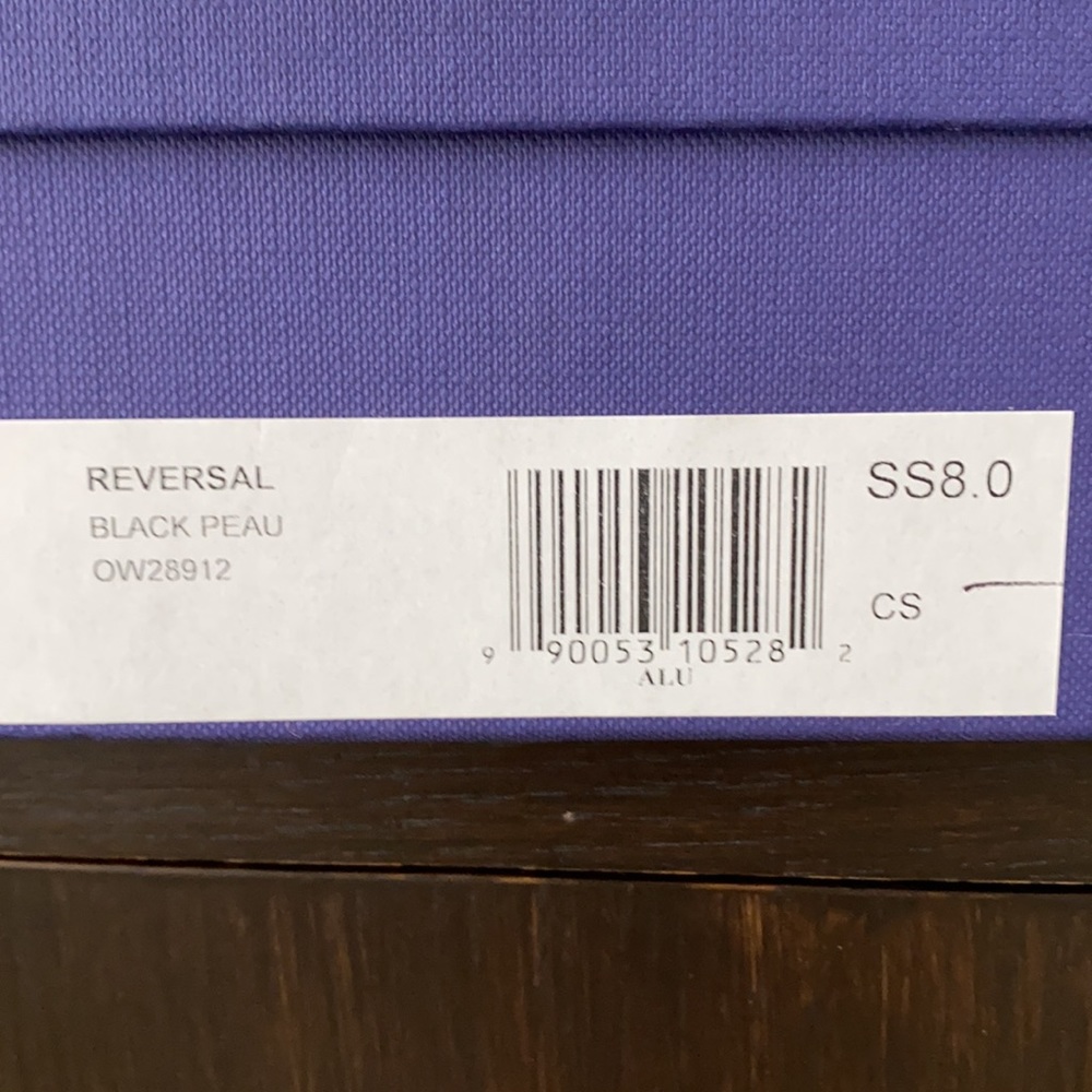 Stuart Weitzman Reversal Sandal - image 8